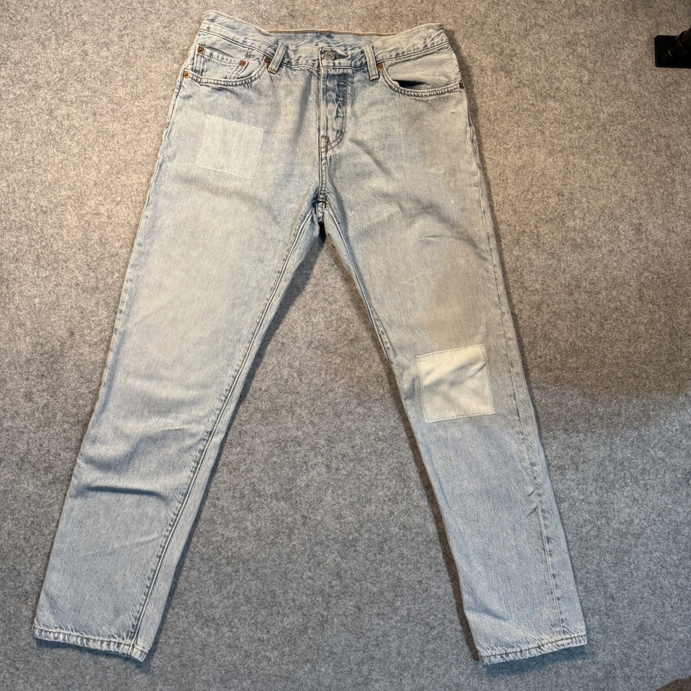 Levi's 501 CT Custom Tapered Jeans Mens 26x32 Light Wash Patched Denim‎